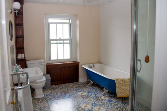 Arthur’s Croft Bathroom
